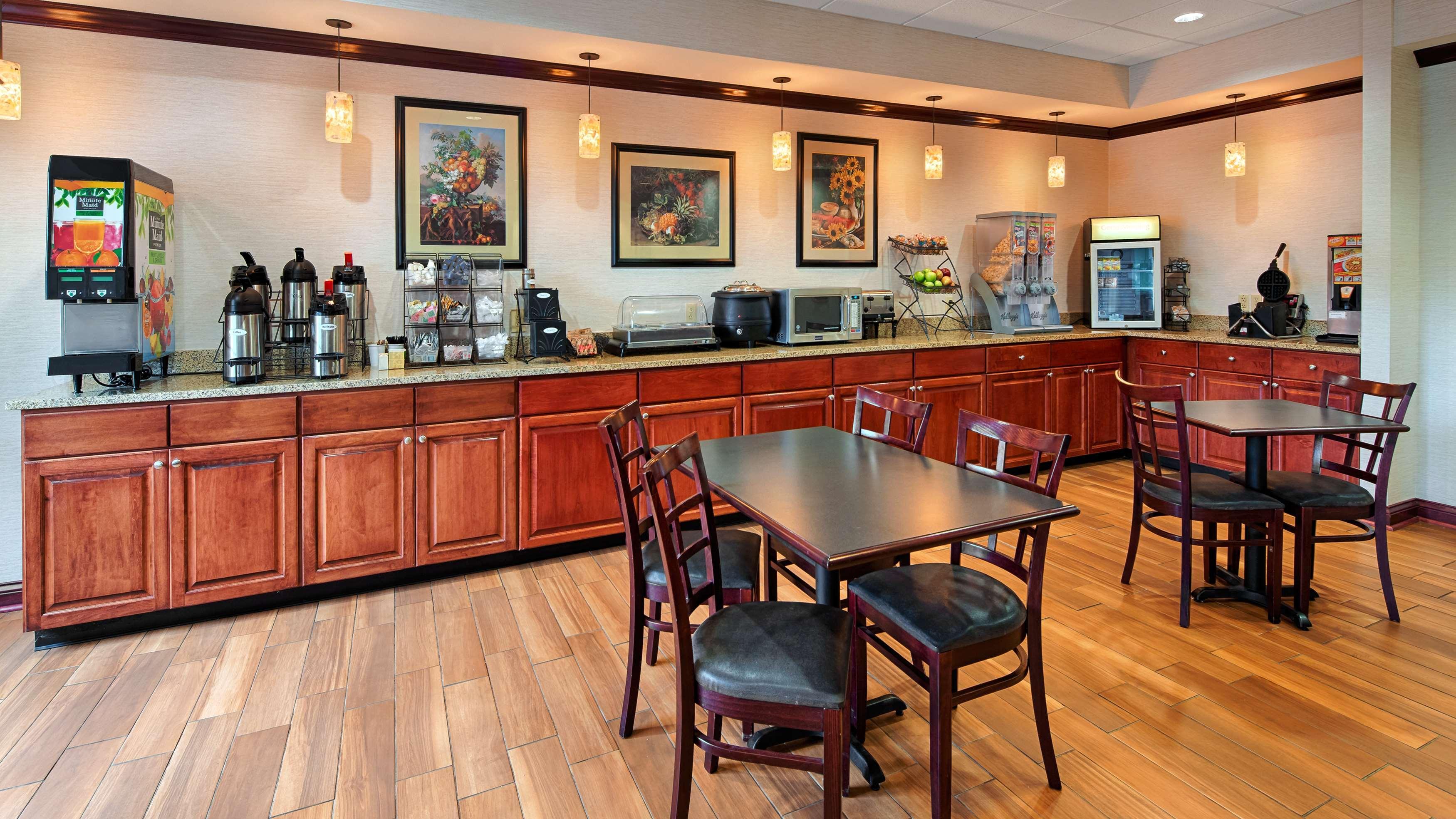 Best Western Of Wise מראה חיצוני תמונה